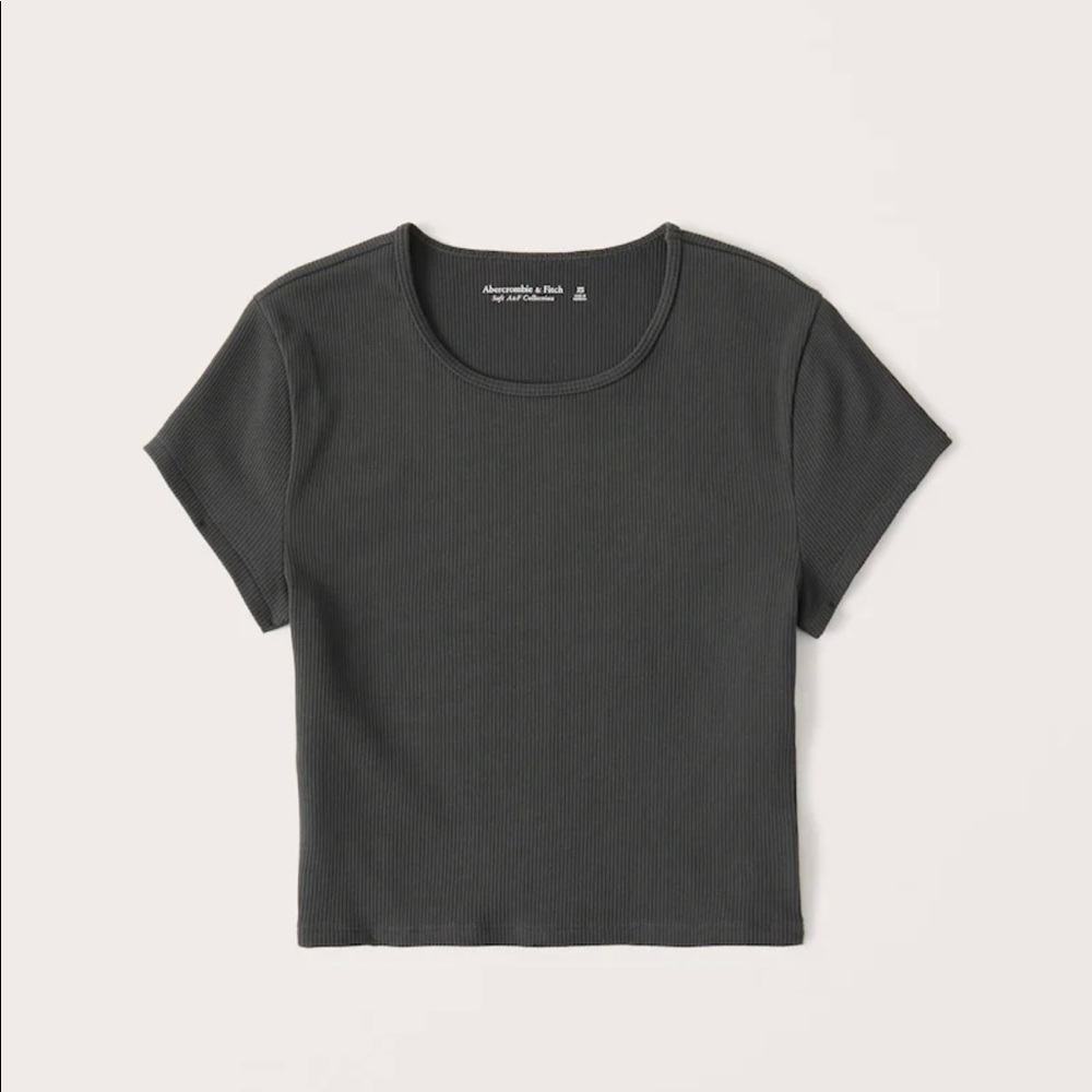 Abercrombie short sleeve crop top